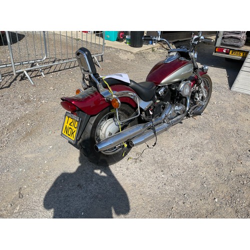 495 - Yamaha  XVS 650 Dragstar, 650cc Motorbike Red, offered for sale on behalf of executors. 10040 Miles ... 