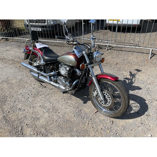 495 - Yamaha  XVS 650 Dragstar, 650cc Motorbike Red, offered for sale on behalf of executors. 10040 Miles ... 