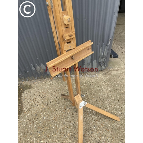 191 - A folding wooden artists easel