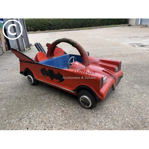 347 - A vintage fair ground ride car 'the batmobile'
173 long  x 84 wide  x 75 cms high