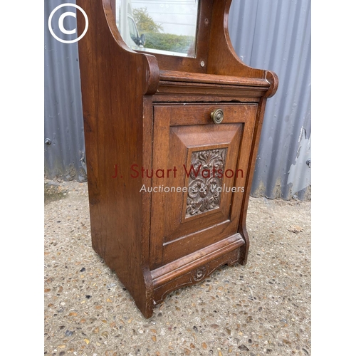 90 - An Edwardian oak coal box