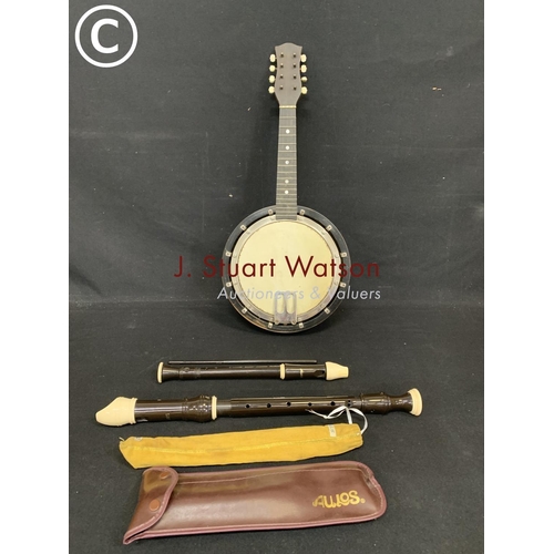 983 - Banjo a/f and two recorders