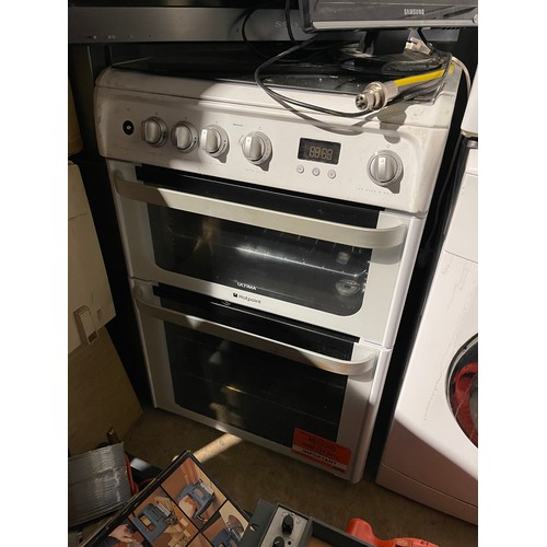 274 - A hotpoint gas cooker