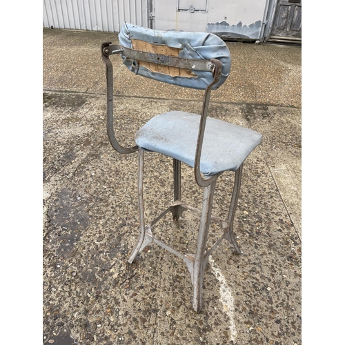 223 - A workshop chair