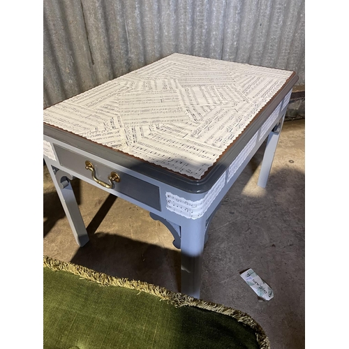 242 - Two painted side tables together with two retro stools