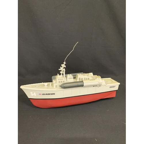 525 - Vintage motorised Pond Boat, being a model of the USS Arleigh Burke, 40cms length