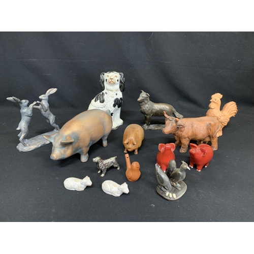 552 - Collection of animal figures