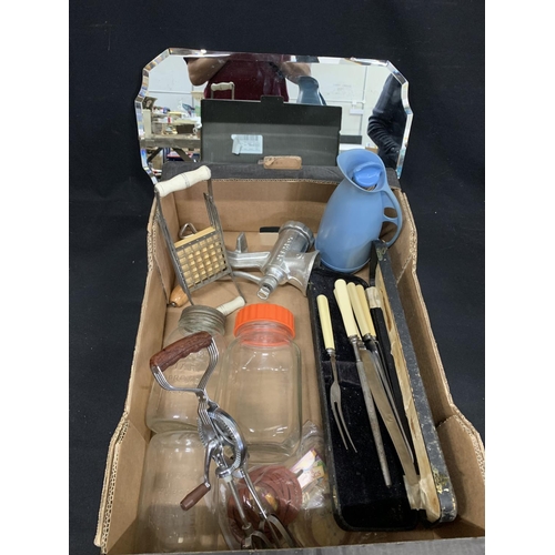 722 - Tray of vintage kitchen items, carving set and mirror