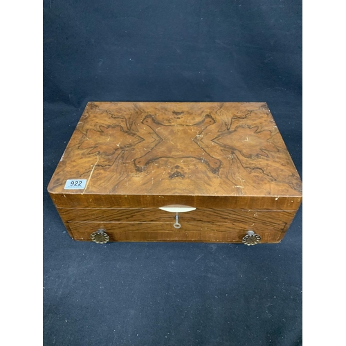 922 - Walnut cased canteen of cutlery,