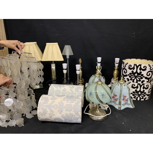 933 - Nine table lamps and shades plus ceiling shades (2)