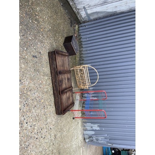 102 - Two vintage racks and two wooden boxes