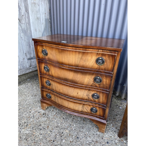174 - A reproduction mahogany chest of four together with an oak chest of three drawers