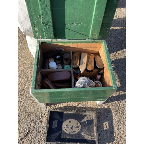 182 - Box of vintage shoe cleaning items