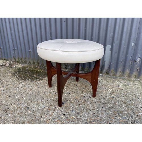 233 - A g plan dressing table stool