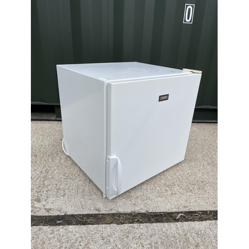 40 - A Zanussi counter top fridge