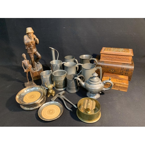 550 - Collection of pewterware, 2 wooden figures, trenchart ashtray and 3 wooden boxes