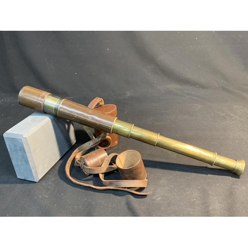 892 - Leather cased brass four drawer telescope - Broadhurst, Clerkson & co Ltd, London