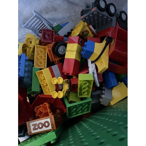 300 - Two bags of toys - brio and building blocks