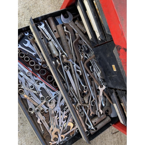 437 - A large red Etak snap on style tool chest filled with spanners, wrenches, Allen keys and sockets