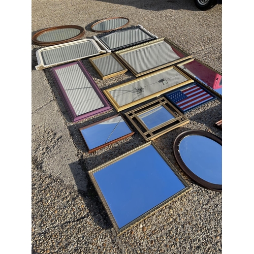 81 - A collection of 15 assorted mirrors