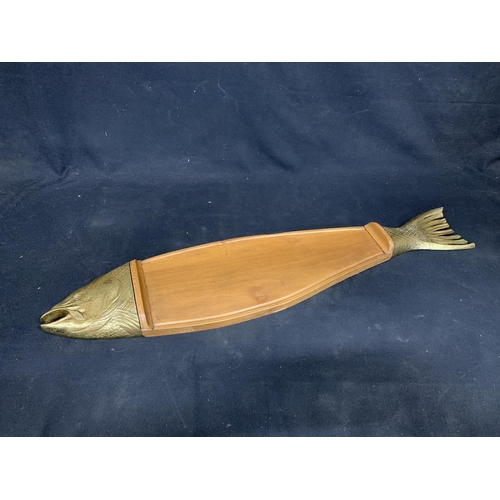 1045 - Brass and hardwood Salmon Board length 93 cms long