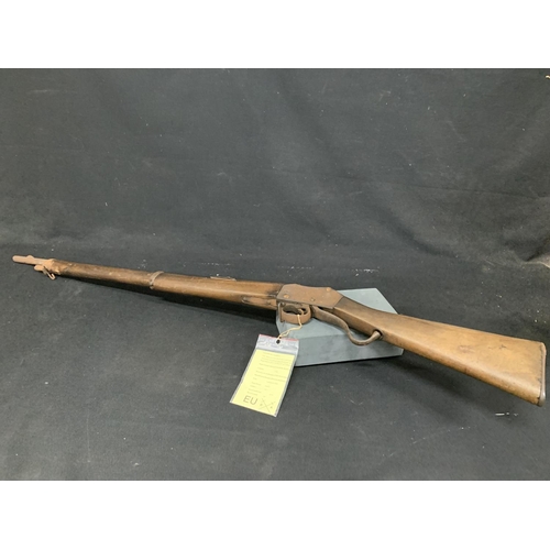 745 - Deactivated Martini Henry Rifle