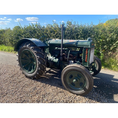 500 - 1942 Fordson Model N Tractor. PETROL / TVO Engine. Good running and driving order. Dry stored, orgin... 