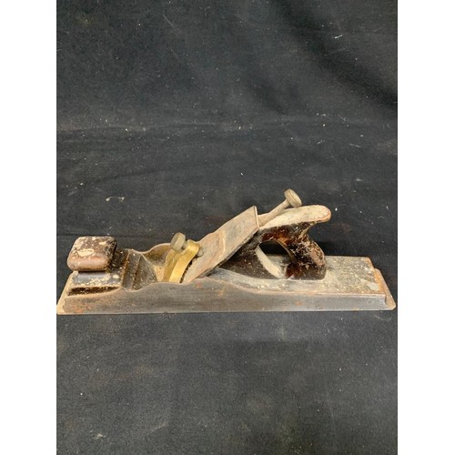 463 - 12 assorted wood working planes, including NORRIS infill plane size: length 44 cms width 7 cms