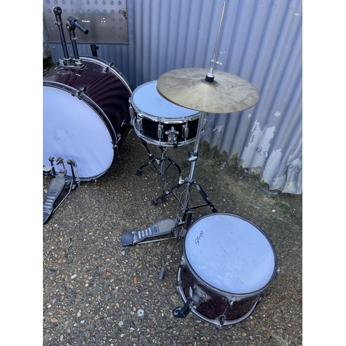 204 - A stag drum kit with music stand