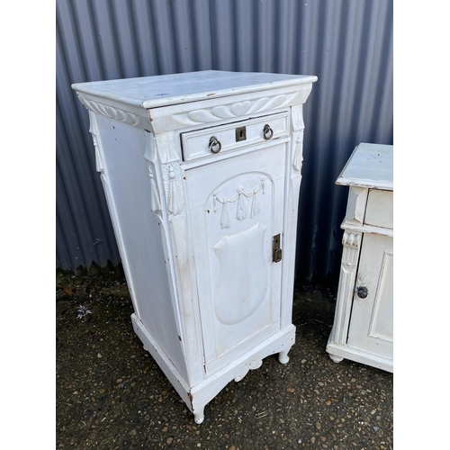 223 - Two white painted french style pot cupboards / bedsides