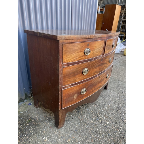 262 - A Victorian mahogany bow front chest of four drawer