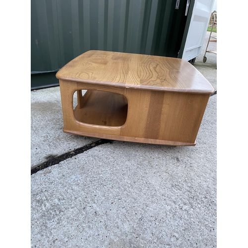 278 - A mid centuey ercol light elm Pandora's box coffee table