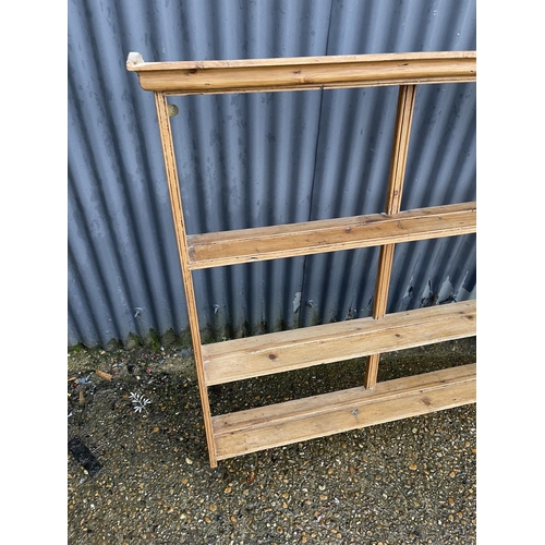 358 - A large pine platerack / dresser top