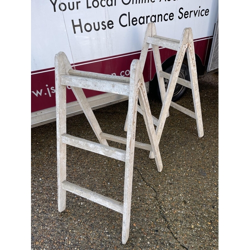 403 - Two pairs of white painted wooden decorators steps