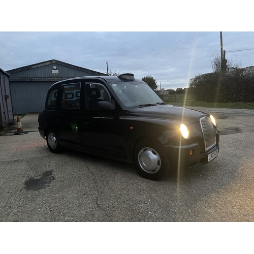 450d - A London Taxi Company 2009 Black Cab - 402k Miles - MOT - March 2023, Recent new gearbox, running an... 