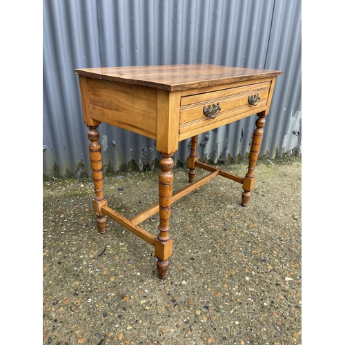 101 - An Edwardian satinwood single drawer side table 75x43x70