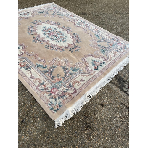 157 - A large Chinese pattern carpet 320x240