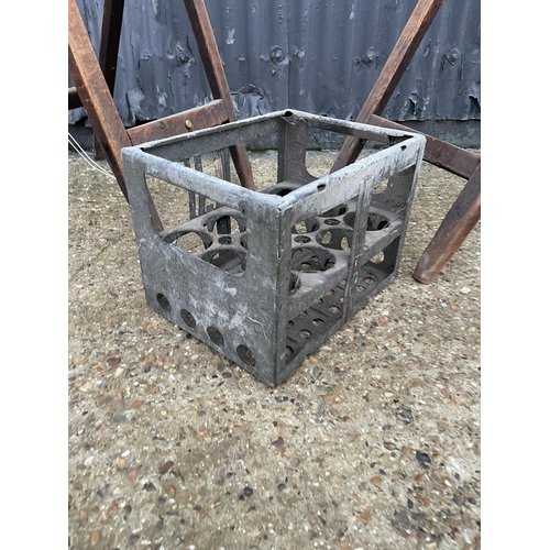 203 - Pair of vintage trestles and vintage crate