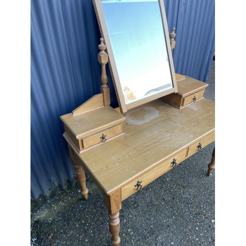 219 - A Edwardian satinwood dressing table with swing mirror 120x40