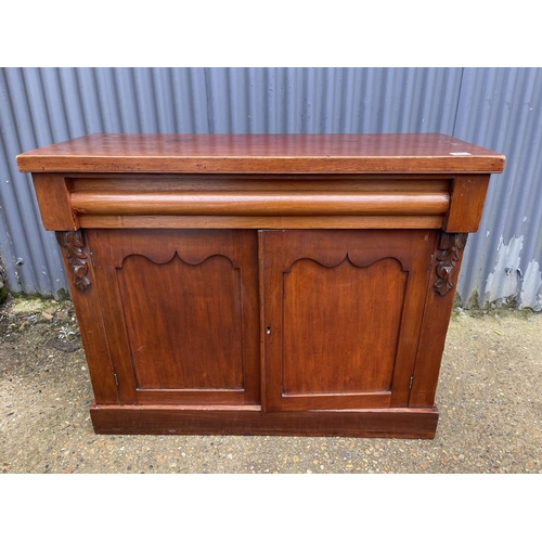 240 - A Victorian mahogany chiffonier sideboard  107x 42x84