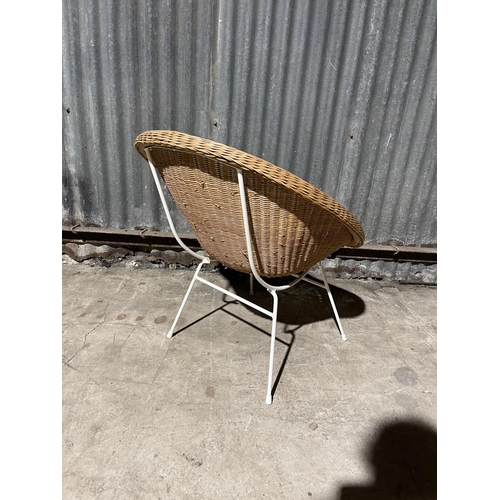 280 - 20th century Wicker bedroom chair