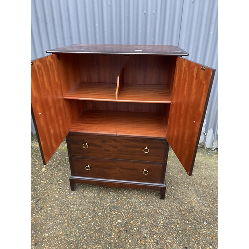 32 - A stag minstrel tallboy / gentleman's wardrobe 82x46 x110