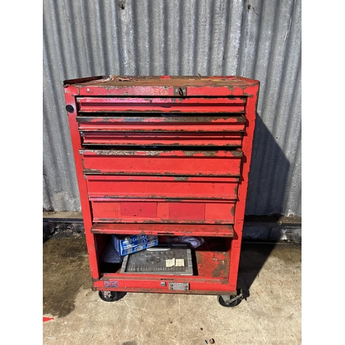 420 - A red metal trolley tool case with assorted contents 68x45 x109/