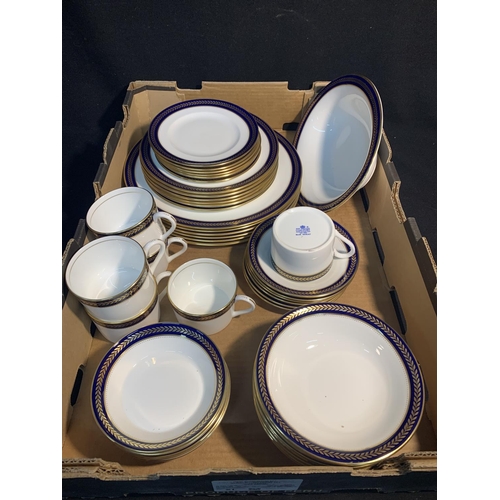 683 - Coalport blue wheat tea and dinnerware, approx 43 pieces