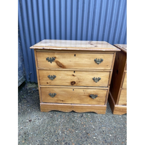 98 - A pair of satinwood three drawer chests 85x50x77