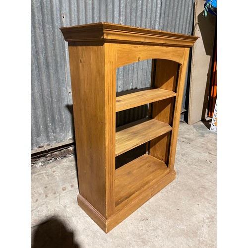 282 - Open pine bookcase 89 x 30 x 120 cms