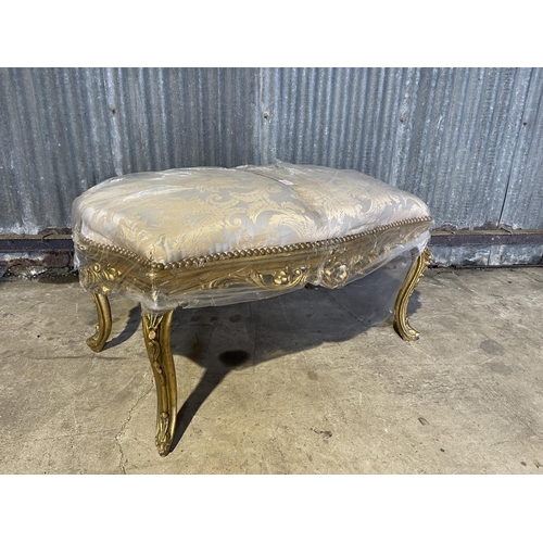 294 - A gold gilt and gold pattern upholstered window seat / footstool 105x50 x55