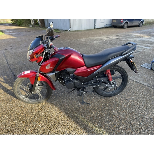 129 - PF71 VFM Honda CB125F motorcycle 125cc - 2484 miles from new - one owner. Purchased March 2022 - les... 