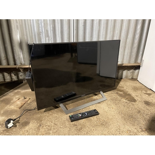 246 - A Sony Bravia 32 inch smart tv with remote