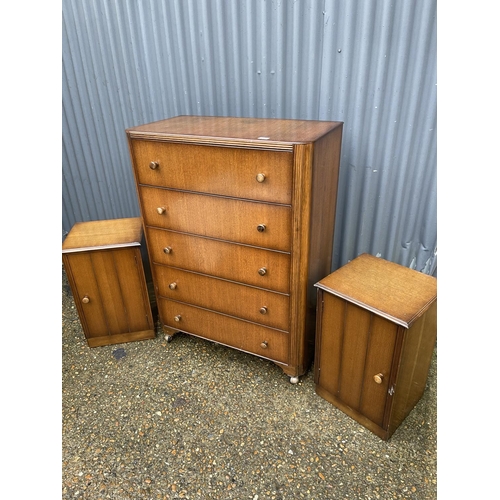 261 - An early 20th century oak tallboy chest together with pair of matching bedsides